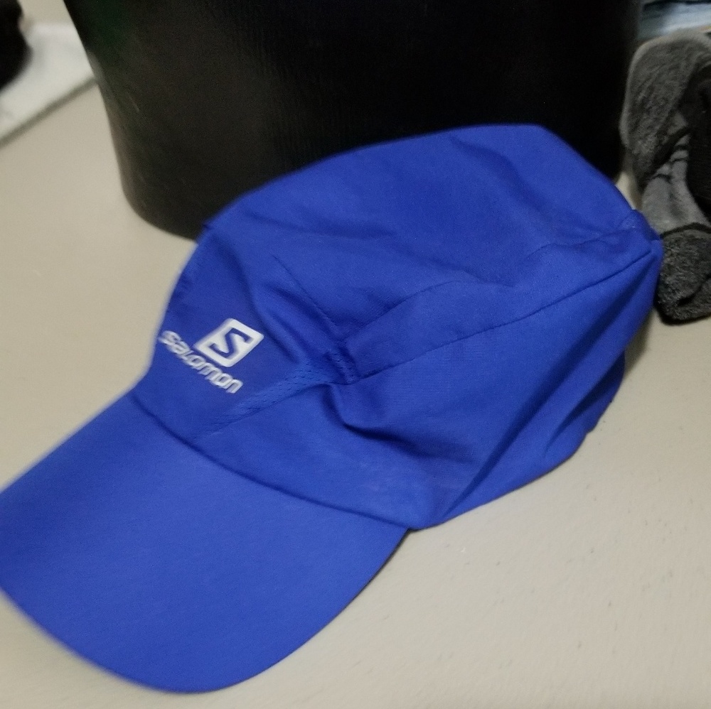 NWOT Salomon XA Light Breathable Running Cap